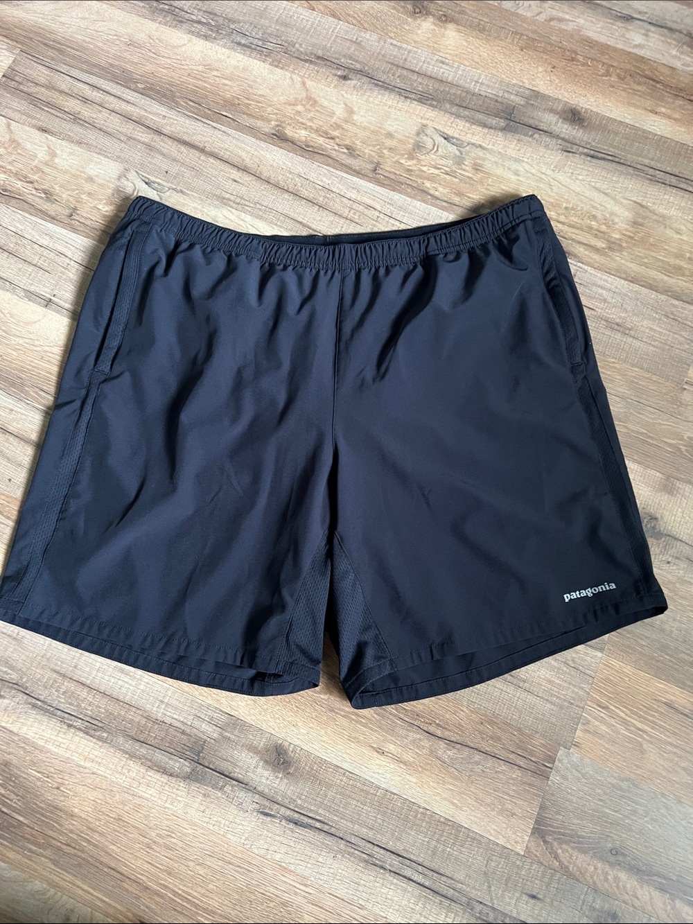 Patagonia Men's Black Performance Running Shorts xl lined